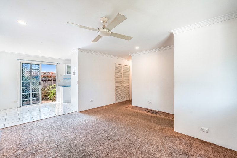 Photo - 7/30-32 Byron Street, Lennox Head NSW 2478 - Image 10