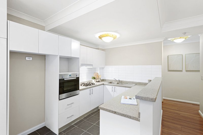 Photo - 7/30-32 Lydbrook Street, Westmead NSW 2145 - Image 4