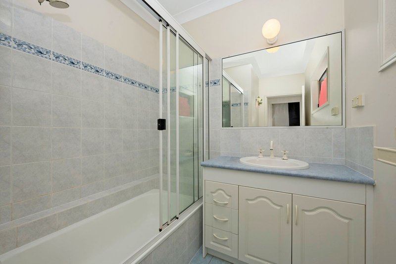 Photo - 7/30-32 Martinez Avenue, West End QLD 4810 - Image 10