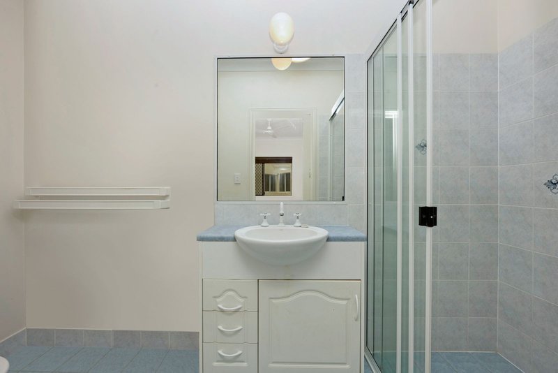 Photo - 7/30-32 Martinez Avenue, West End QLD 4810 - Image 11
