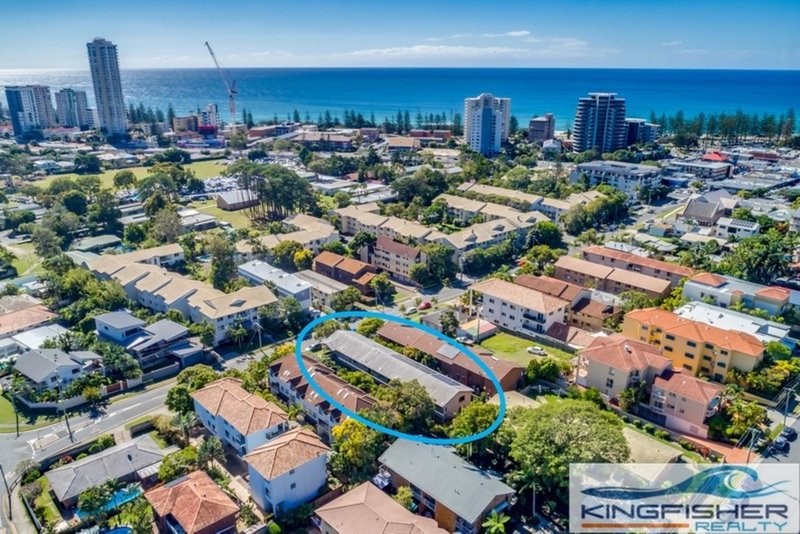 Photo - 7/30 Burleigh Street, Burleigh Heads QLD 4220 - Image 7