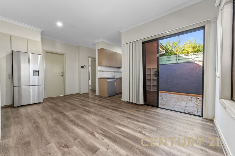 Photo - 7/30 Henry Street, Noble Park VIC 3174 - Image 4