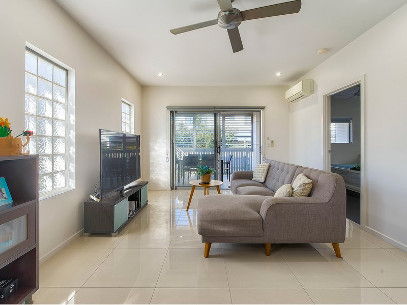 Photo - 7/30 Olive Street, Nundah QLD 4012 - Image 4