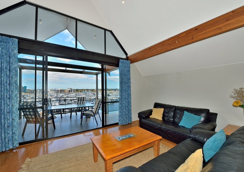 Photo - 7/30 Spinnaker Quay, Mandurah WA 6210 - Image 5