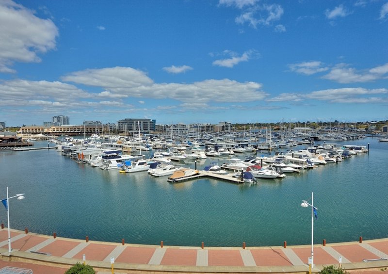 Photo - 7/30 Spinnaker Quay, Mandurah WA 6210 - Image 6