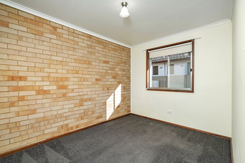 Photo - 7/31-33 Lampe Avenue, Wagga Wagga NSW 2650 - Image 6