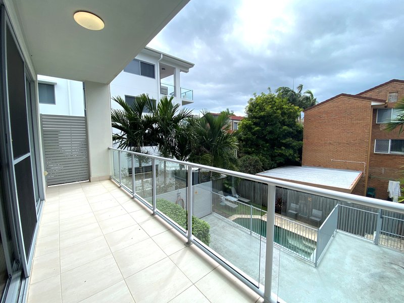 Photo - 7/31 Loder Street, Biggera Waters QLD 4216 - Image 2