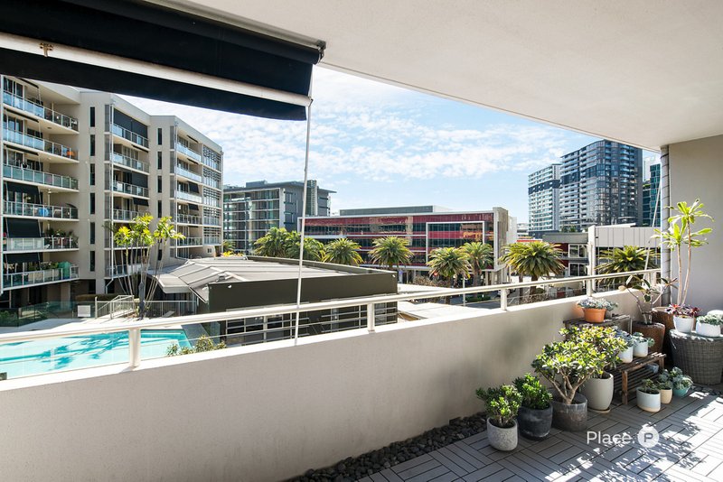 Photo - 731/1000 Ann Street, Fortitude Valley QLD 4006 - Image 5