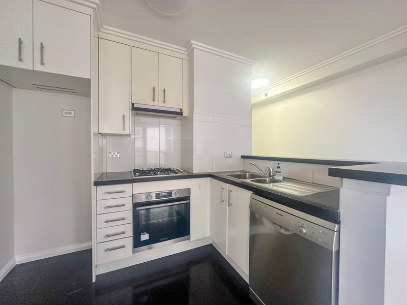 Photo - 73/13-15 Hassall Street, Parramatta NSW 2150 - Image 2