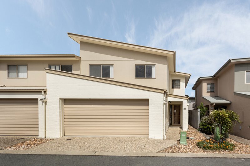 Photo - 73/172-180 Fryar Road, Eagleby QLD 4207 - Image 2