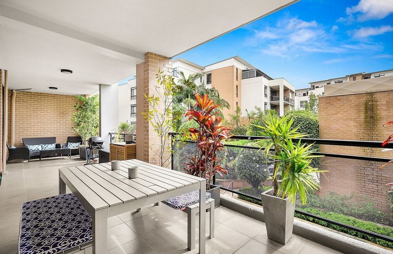 Photo - 73/2-4 Purser Avenue, Castle Hill NSW 2154 - Image 5