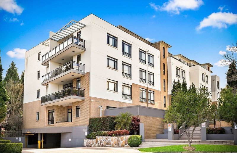 Photo - 73/2-4 Purser Avenue, Castle Hill NSW 2154 - Image 12