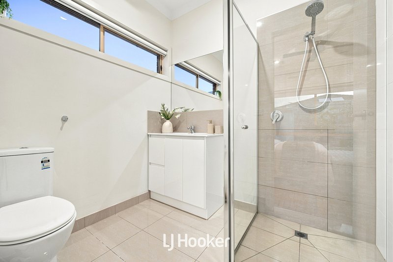 Photo - 7/32 Central Road, Hampton Park VIC 3976 - Image 13