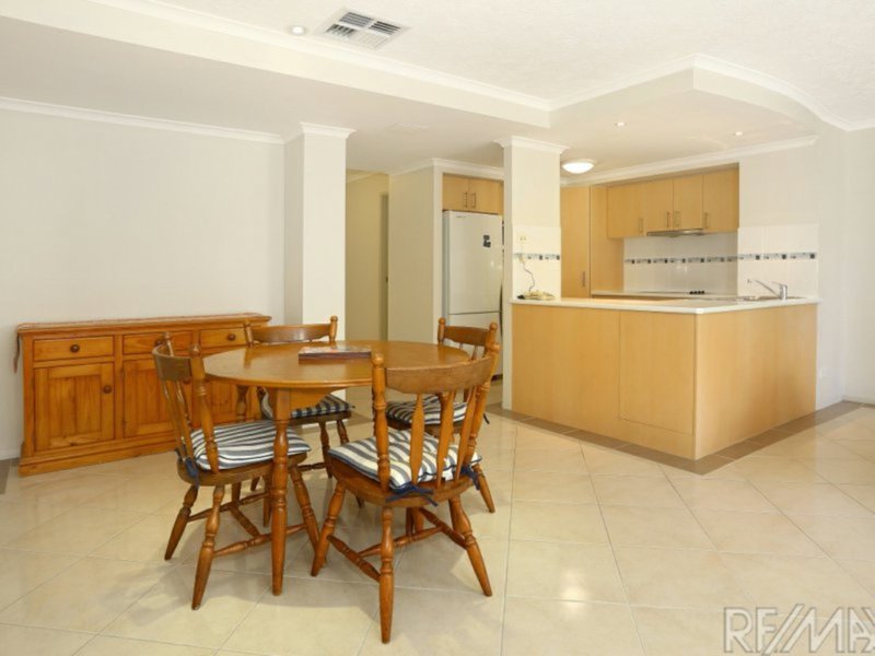 Photo - 73/2320 Gold Coast Highway, Mermaid Beach QLD 4218 - Image 8