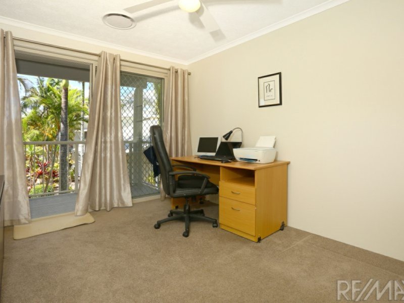 Photo - 73/2320 Gold Coast Highway, Mermaid Beach QLD 4218 - Image 14