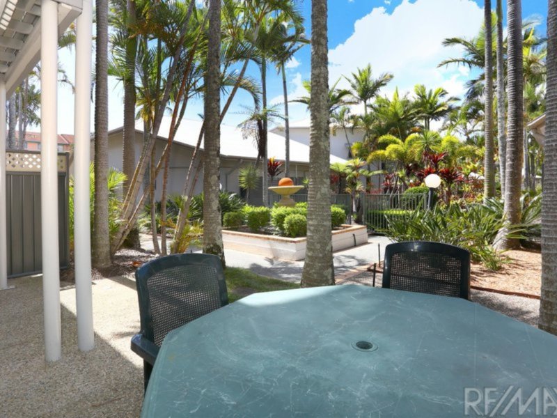 Photo - 73/2320 Gold Coast Highway, Mermaid Beach QLD 4218 - Image 16