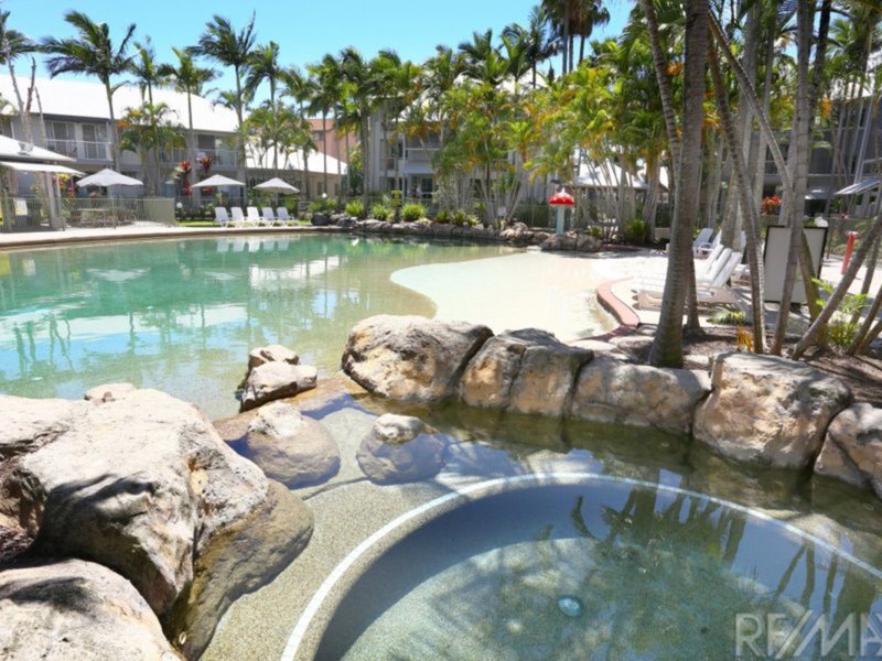 Photo - 73/2320 Gold Coast Highway, Mermaid Beach QLD 4218 - Image 21