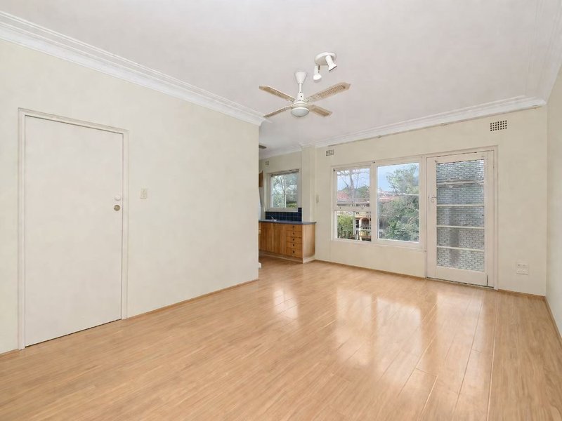Photo - 7/33 Carrington Avenue, Hurstville NSW 2220 - Image 2