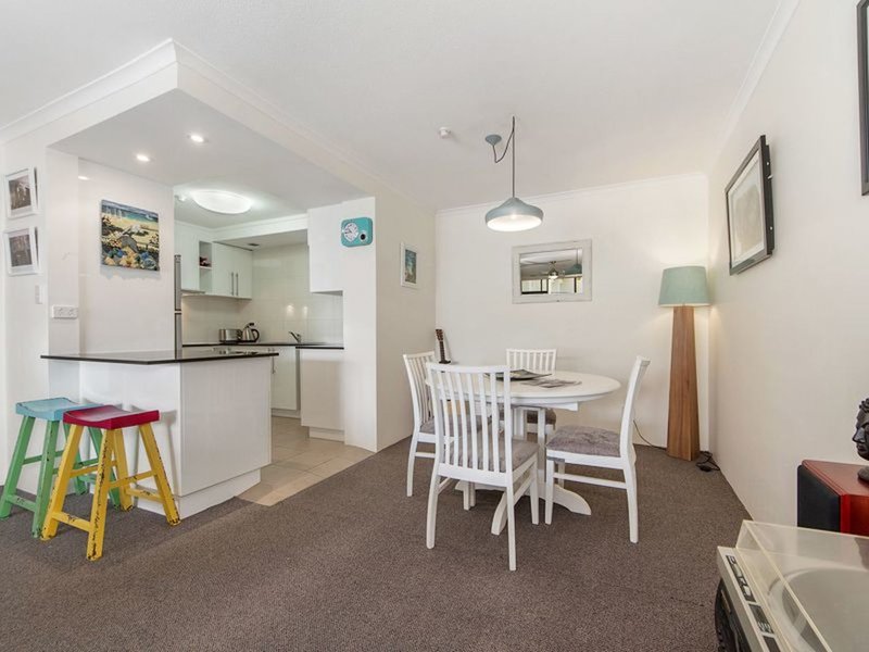 Photo - 73/33 Thornton Street, Surfers Paradise QLD 4217 - Image 6