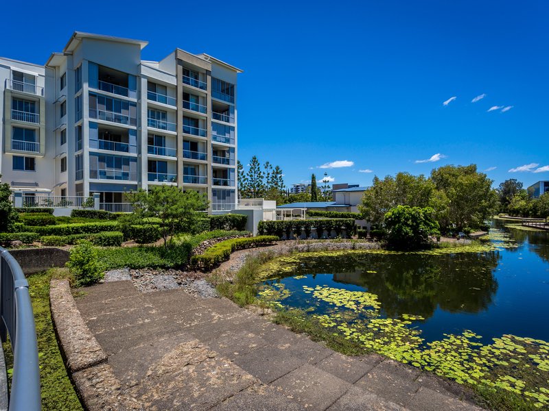 7/34 Riverwalk Avenue, Robina QLD 4226