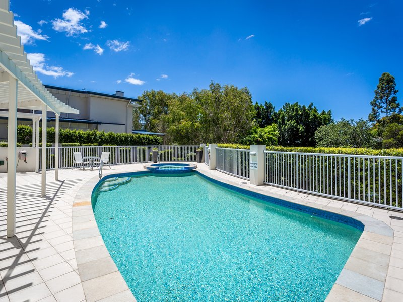 Photo - 7/34 Riverwalk Avenue, Robina QLD 4226 - Image 7