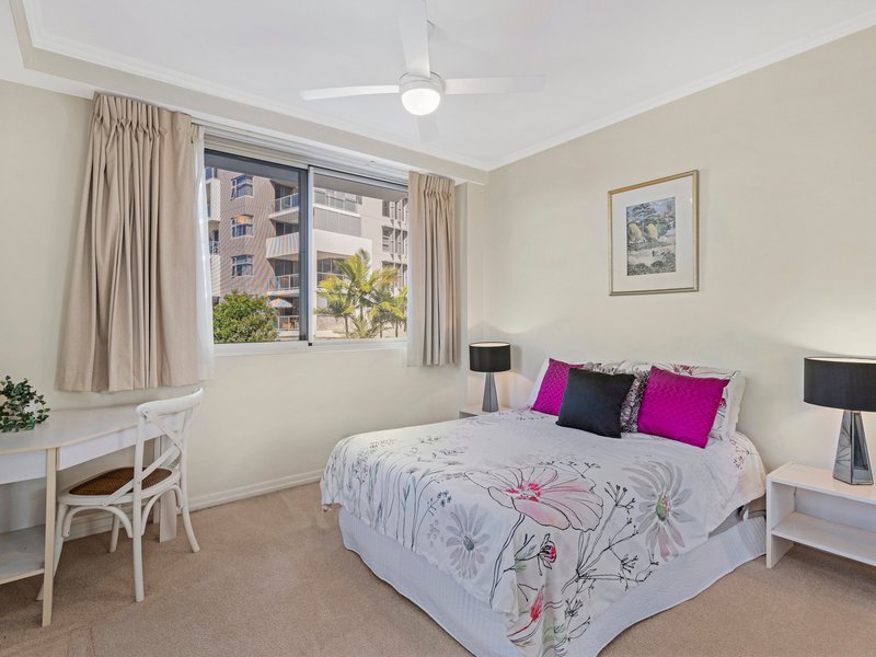 Photo - 7/34 Riverwalk Avenue, Robina QLD 4226 - Image 9