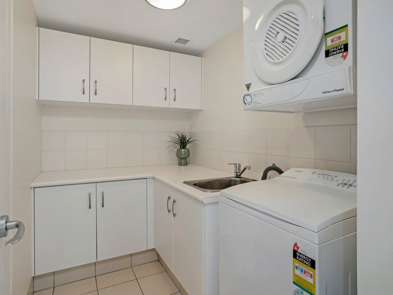 Photo - 7/34 Riverwalk Avenue, Robina QLD 4226 - Image 14