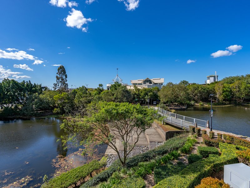 Photo - 7/34 Riverwalk Avenue, Robina QLD 4226 - Image 15