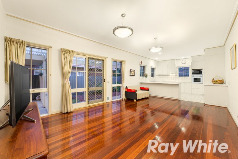 Photo - 7/35-37 Ruby Street, Burwood East VIC 3151 - Image 4