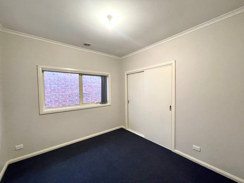 Photo - 7/35-47 Tullidge Street, Melton VIC 3337 - Image 4