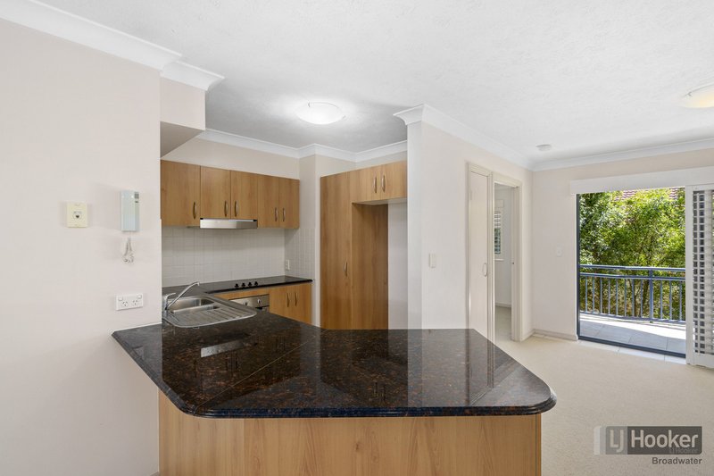 Photo - 7/35 Loder Street, Biggera Waters QLD 4216 - Image 5