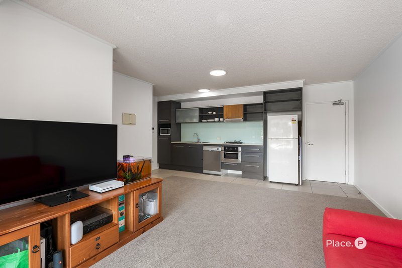 Photo - 735/1000 Ann Street, Fortitude Valley QLD 4006 - Image 8