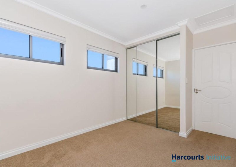 Photo - 7/36 Danbury Crescent, Girrawheen WA 6064 - Image 7