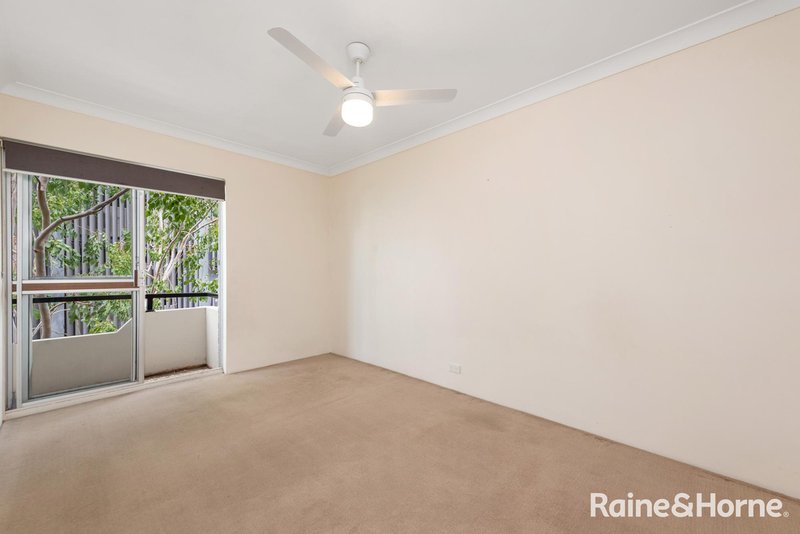 Photo - 7/37 Chasely Street, Auchenflower QLD 4066 - Image 9