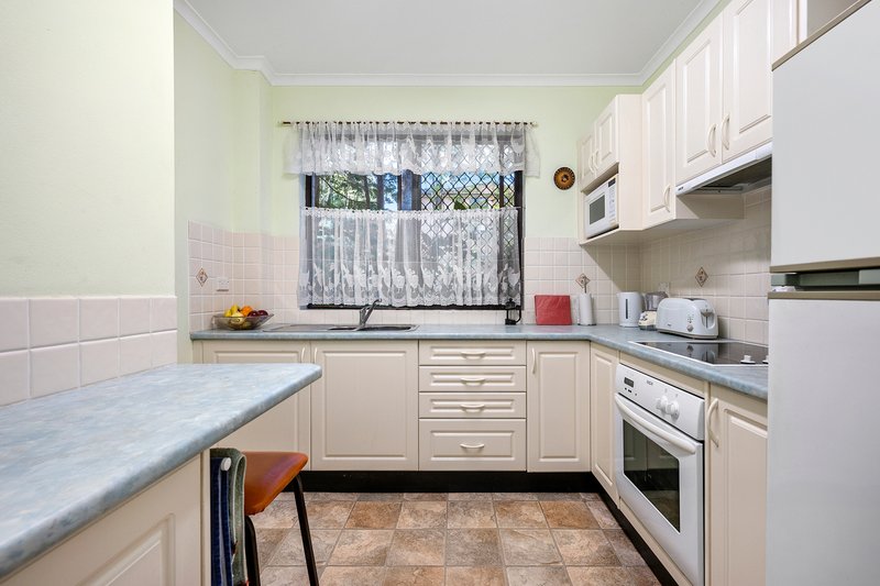 Photo - 7/38-42 Hunter Street, Hornsby NSW 2077 - Image 4