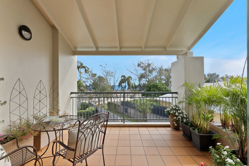 Photo - 7/38 Beach Road, Dolphin Heads QLD 4740 - Image 4