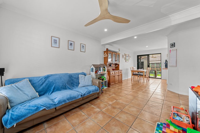 Photo - 73/8 Diamond Place, Runcorn QLD 4113 - Image 4