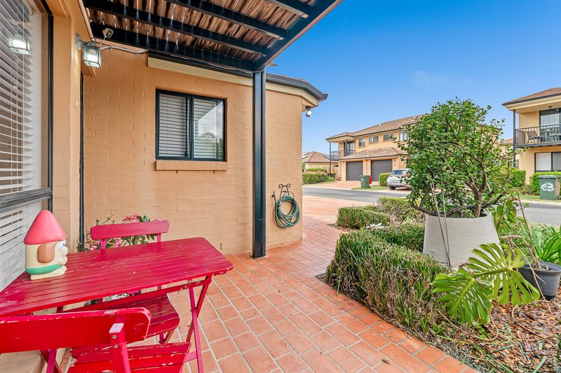 Photo - 73/8 Diamond Place, Runcorn QLD 4113 - Image 5
