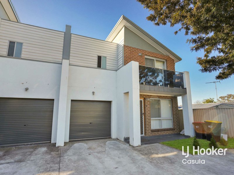 Photo - 7/39-41 Heckenberg Avenue, Sadleir NSW 2168 - Image 1