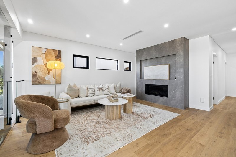 Photo - 73A Ellery Parade, Seaforth NSW 2092 - Image 6