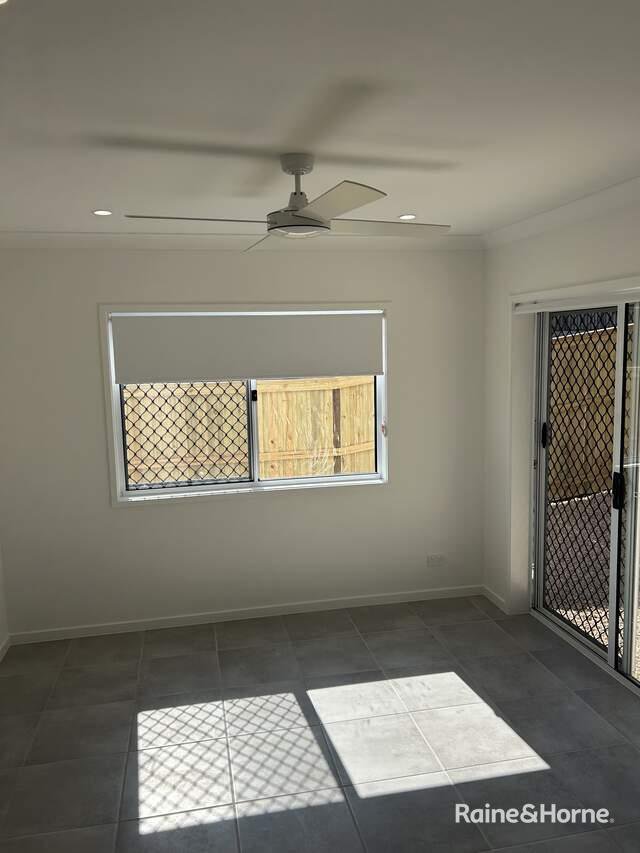 Photo - 73A Panorama Court, Ripley QLD 4306 - Image 6