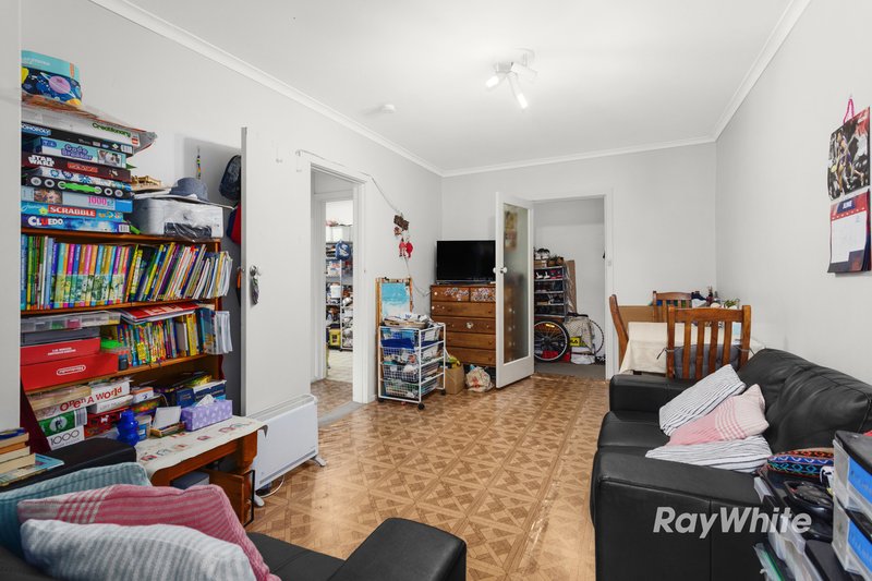 Photo - 7/3c Innellan Road, Murrumbeena VIC 3163 - Image 3