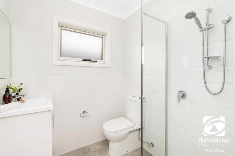 Photo - 73d Oxford Road, Ingleburn NSW 2565 - Image 7