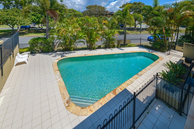 Photo - 7/4-6 Oleander Avenue, Biggera Waters QLD 4216 - Image 13