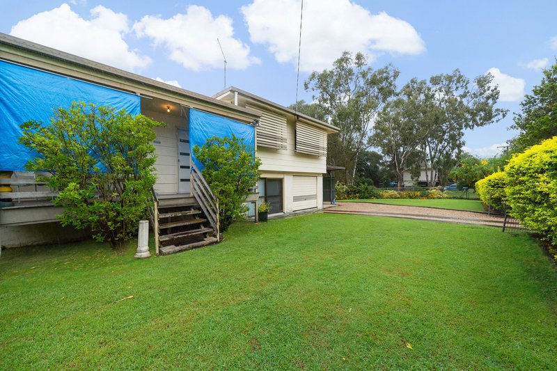 Photo - 74 Adelaide Circuit, Beenleigh QLD 4207 - Image 2