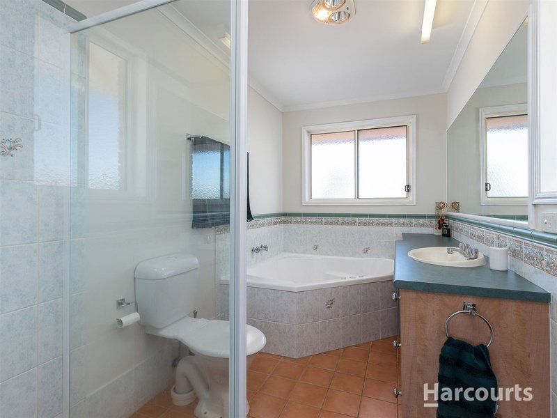 Photo - 74 Affleck Ave , Petrie QLD 4502 - Image 9