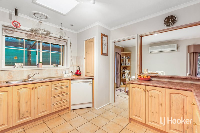 Photo - 74 Ailsa Street South, Altona Meadows VIC 3028 - Image 5