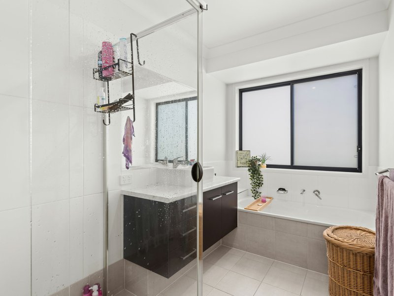 Photo - 74 Albatross Way, Old Bar NSW 2430 - Image 11