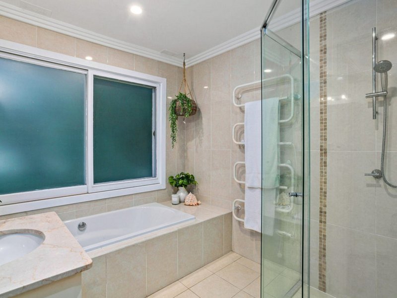 Photo - 74 Alexandra Crescent, Bayview NSW 2104 - Image 14