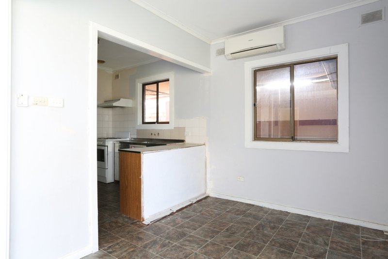 Photo - 74 Ashton Road, Davoren Park SA 5113 - Image 3